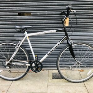 Professional XL hybrid bike fully serviced - Image 1