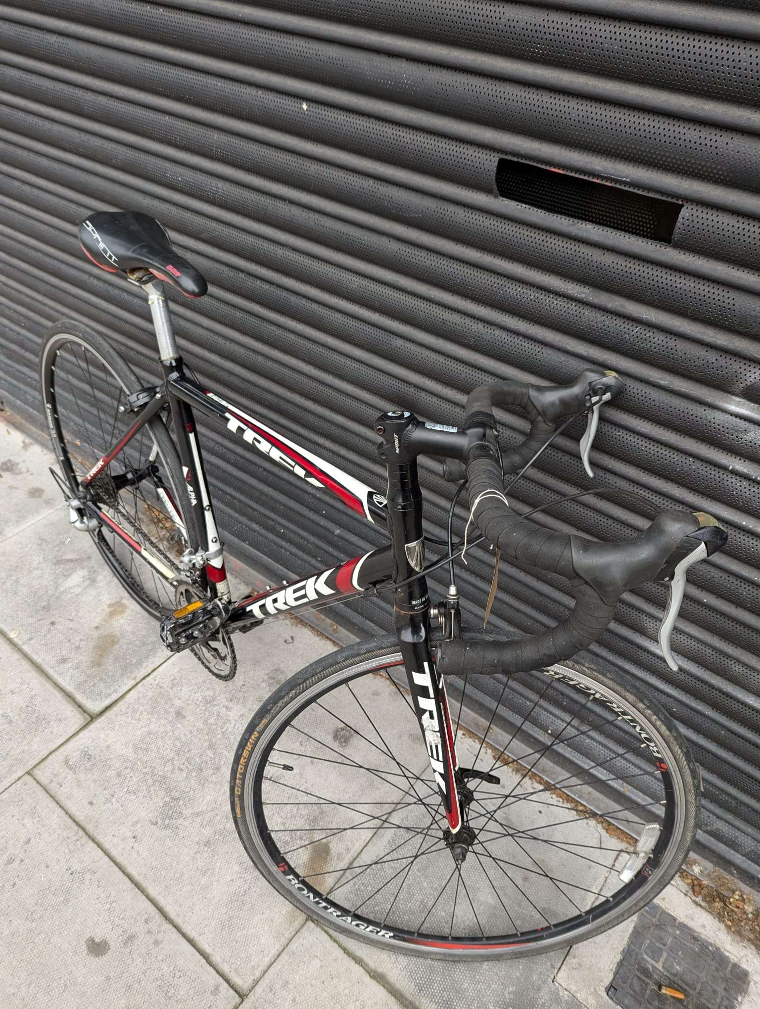 EXCELLENT CONDITION TREK ALPHA ROAD BIKE