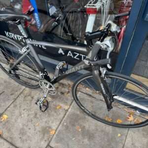 Giant FCR hybrid bike with carbon forks ultra light frame - Image 2