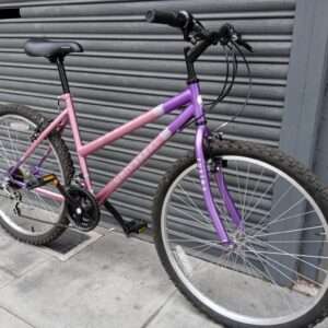 Universal Fusion Ladies bike - Image 2