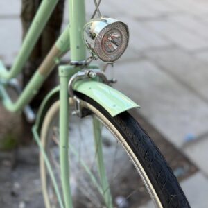 Creme Classic - Image 4